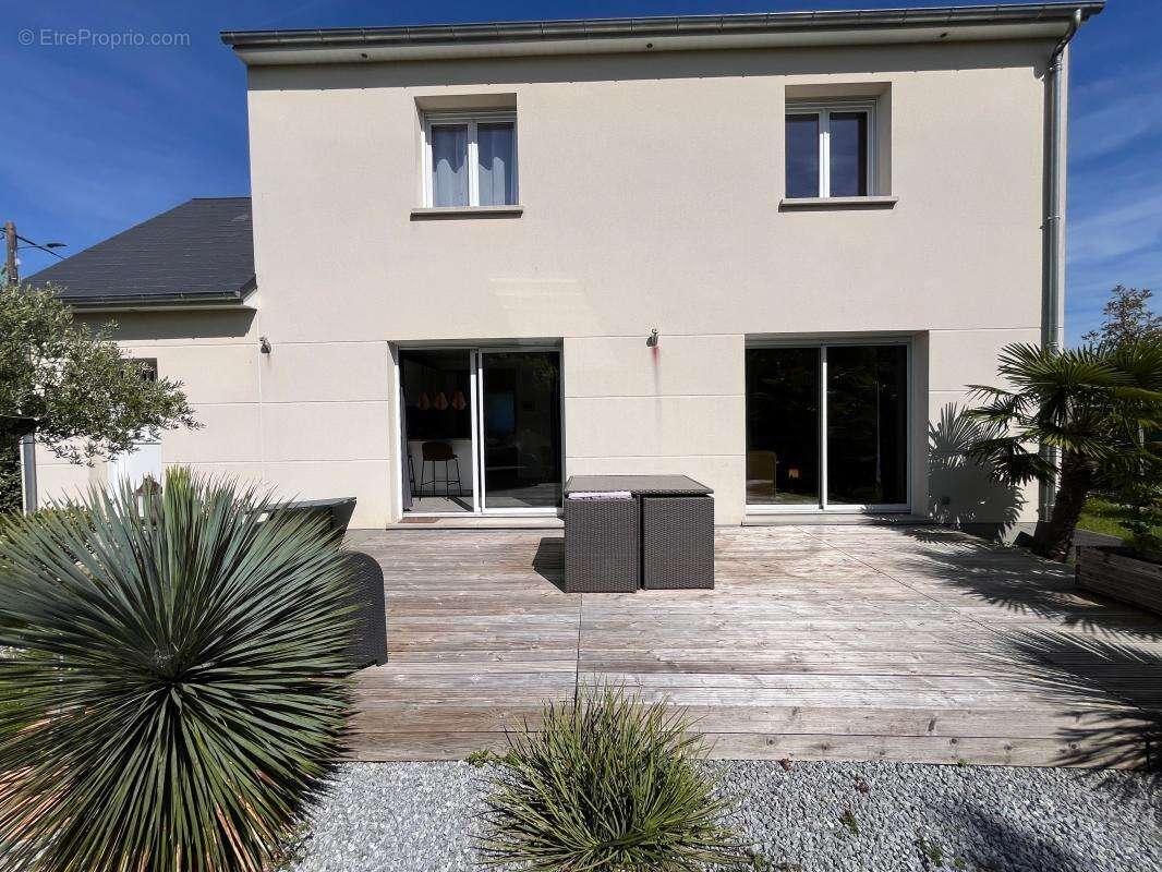 Maison à SAINT-DENIS-EN-VAL