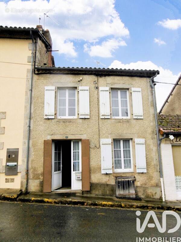 Photo 1 - Maison à GAJOUBERT