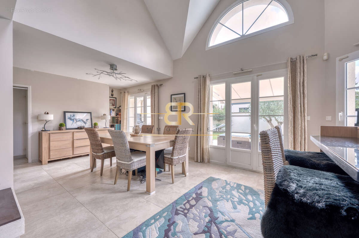 Maison à SUCY-EN-BRIE