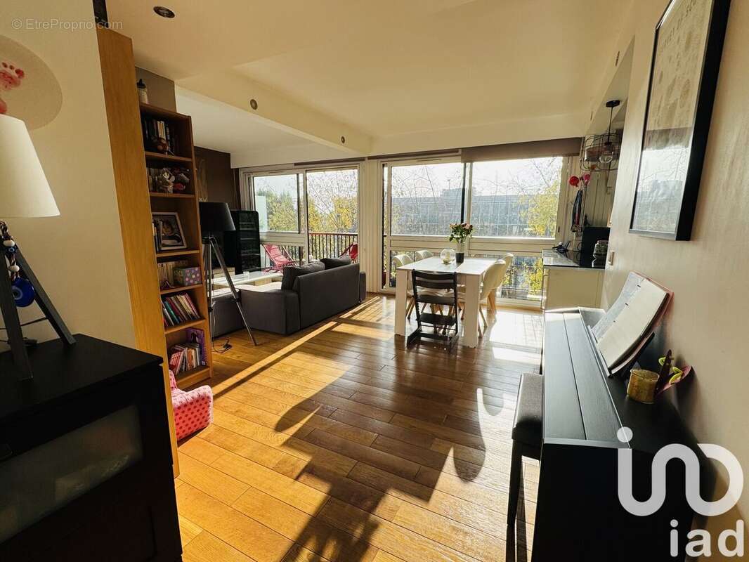 Photo 4 - Appartement à LA CELLE-SAINT-CLOUD