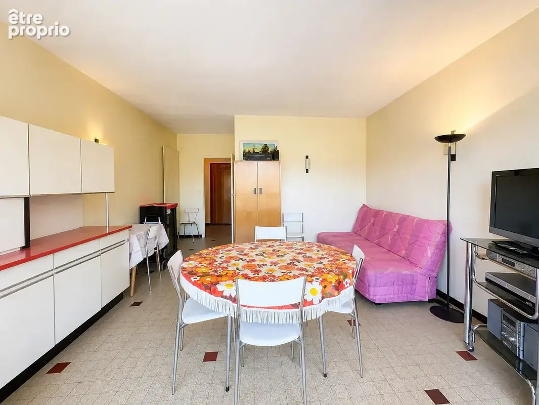 Grand deux pieces a fort potentiel - photo 6