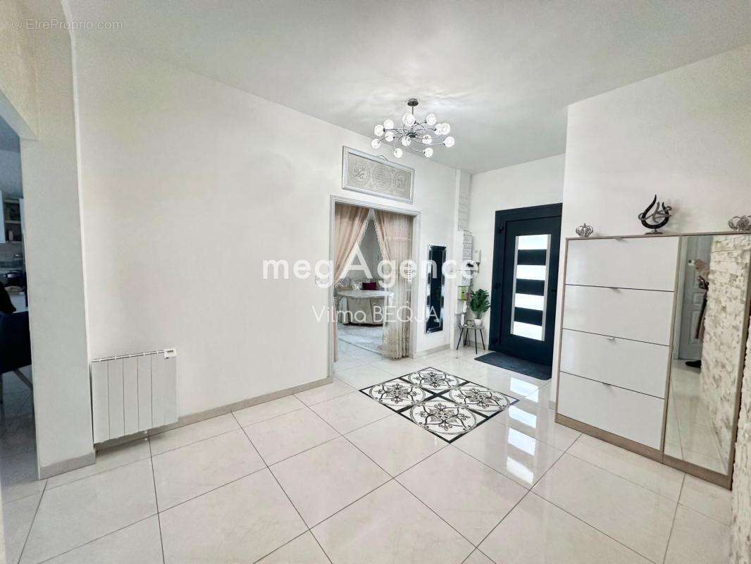 Maison à SAINT-MARTIN-DU-TERTRE