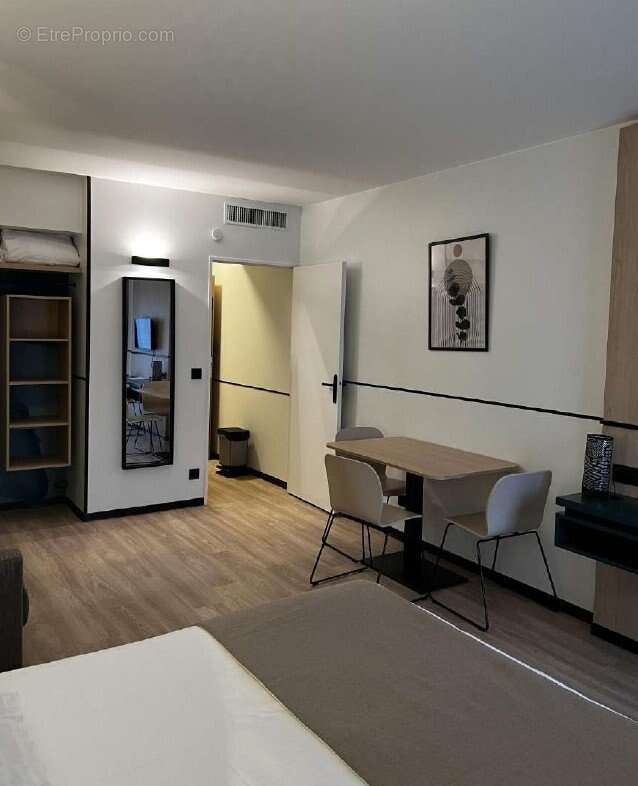 INVESTISSEMENT LOCATIF  MONTEVRAIN  Résidence d'Affaires Résidence du Parc - 6.35 % de rentabilité - photo 4