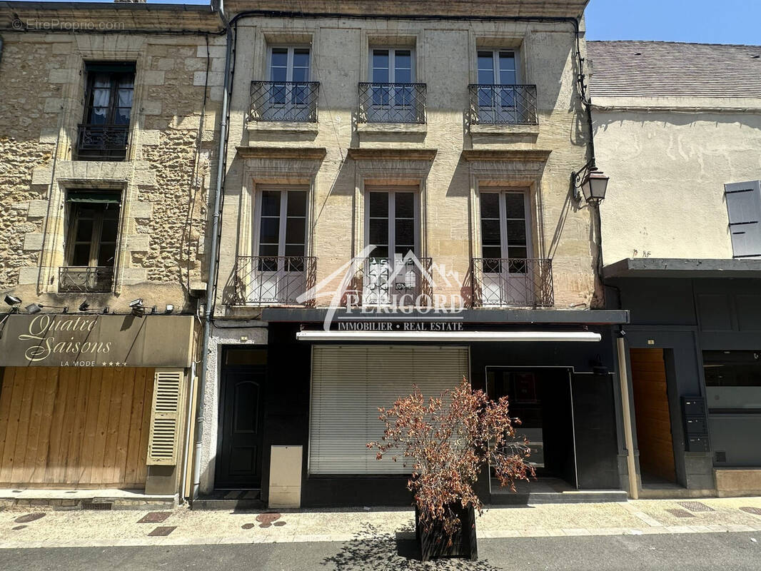 Appartement à LALINDE