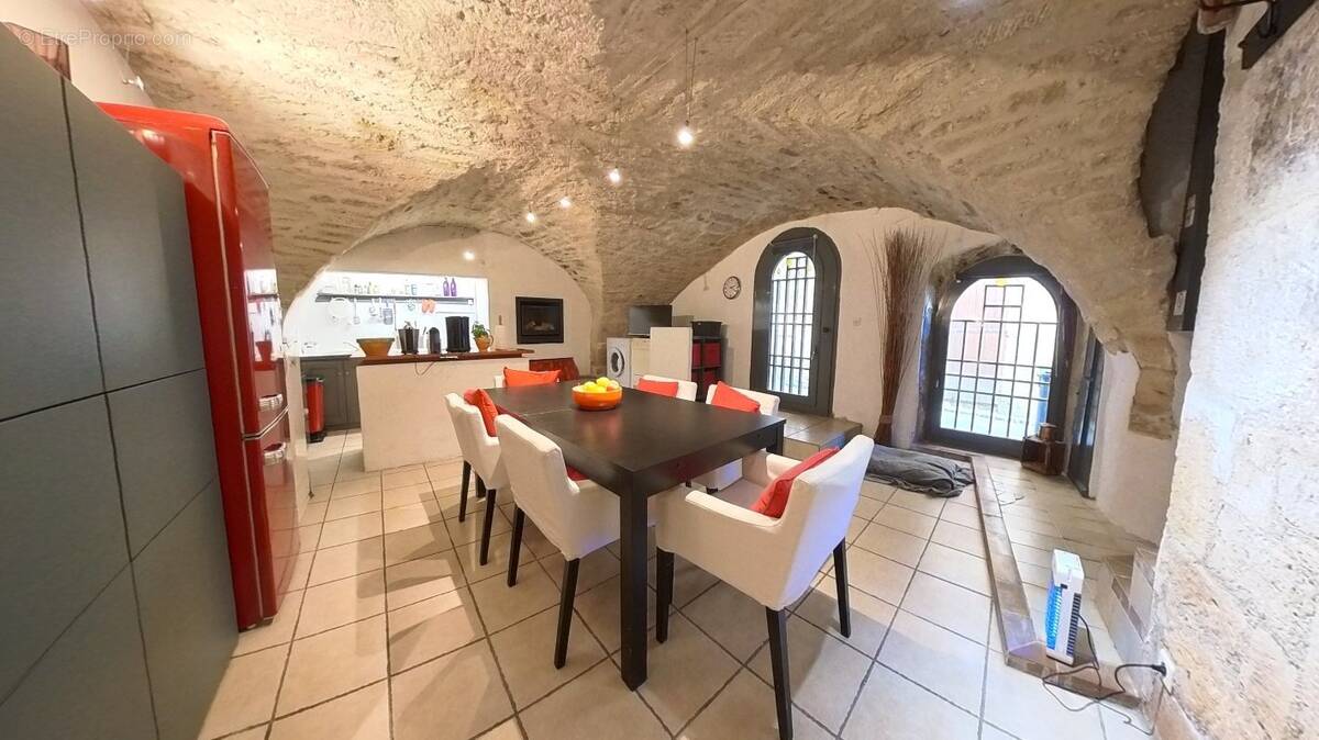 Maison à NEZIGNAN-L&#039;EVEQUE