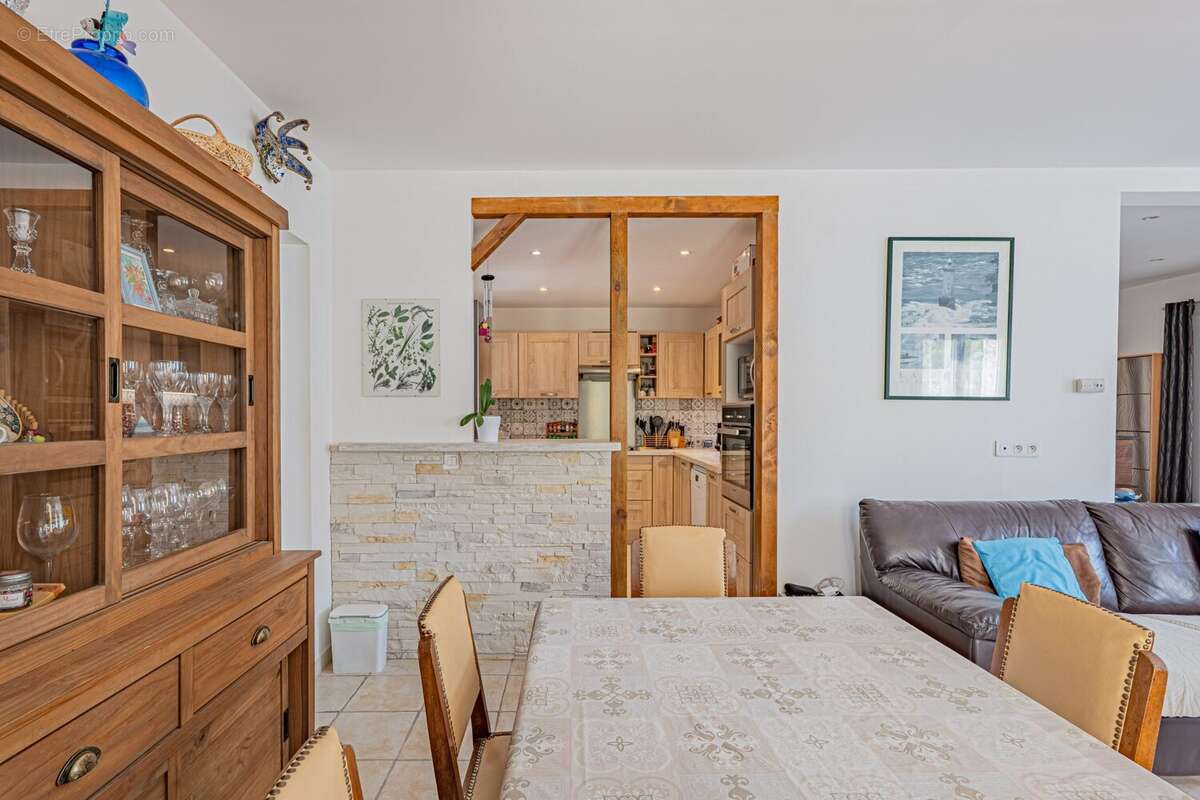 Maison à PIERREFEU