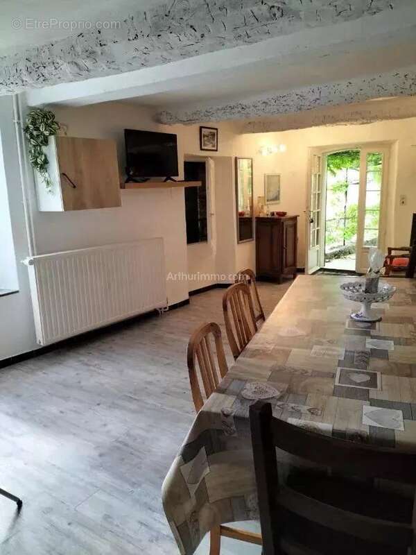 Maison à MOISSAC-BELLEVUE