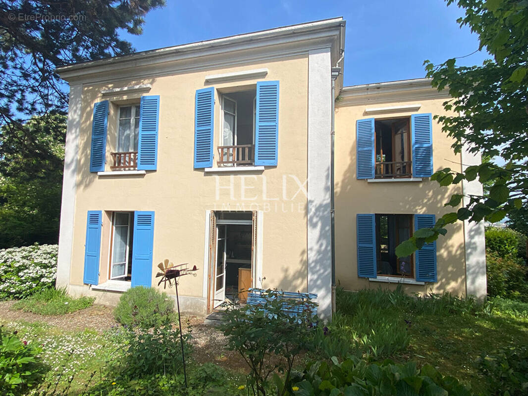 Maison à LE PECQ