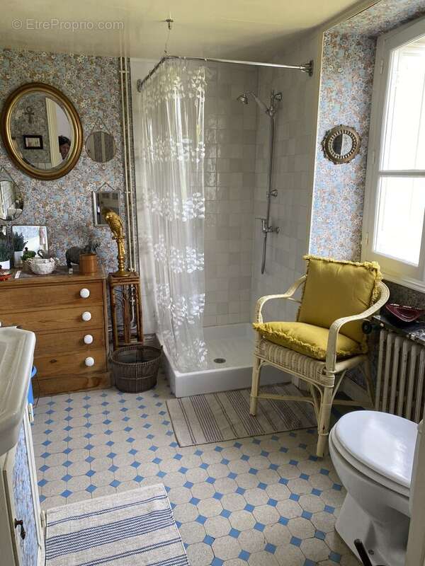 Maison à BUGEAT