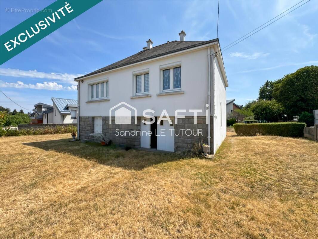 Photo 1 - Maison à SAINT-AVE