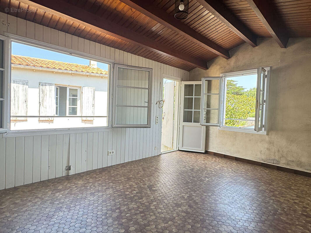 Maison Sainte Marie De Re 2 pièce(s) 60 m2 - photo 4