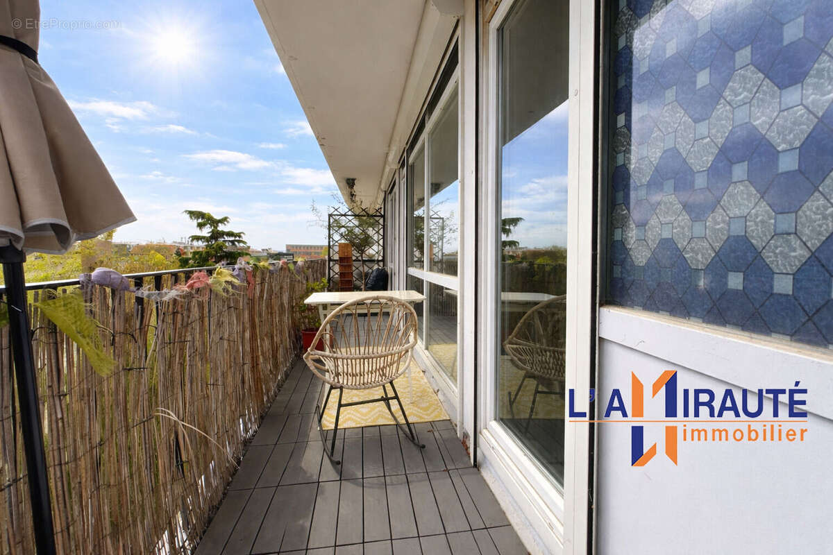 Appartement à HOUILLES