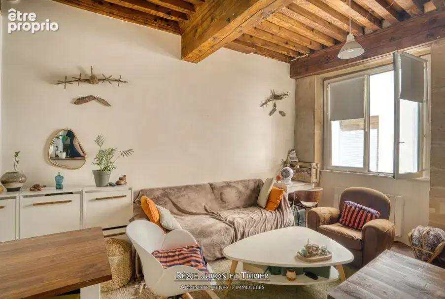 F2 - 28m² - Rue Longue - 69001 LYON - photo 2