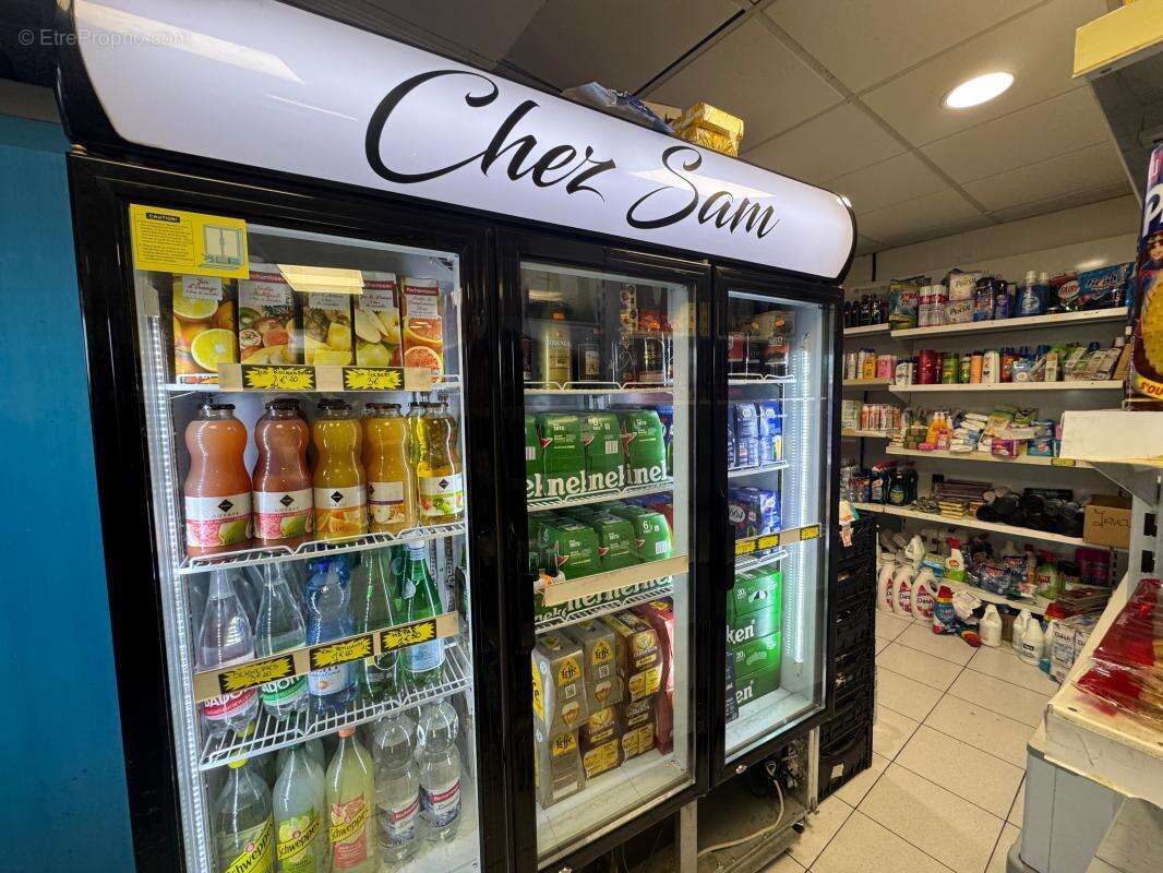 Commerce à MARSEILLE-8E