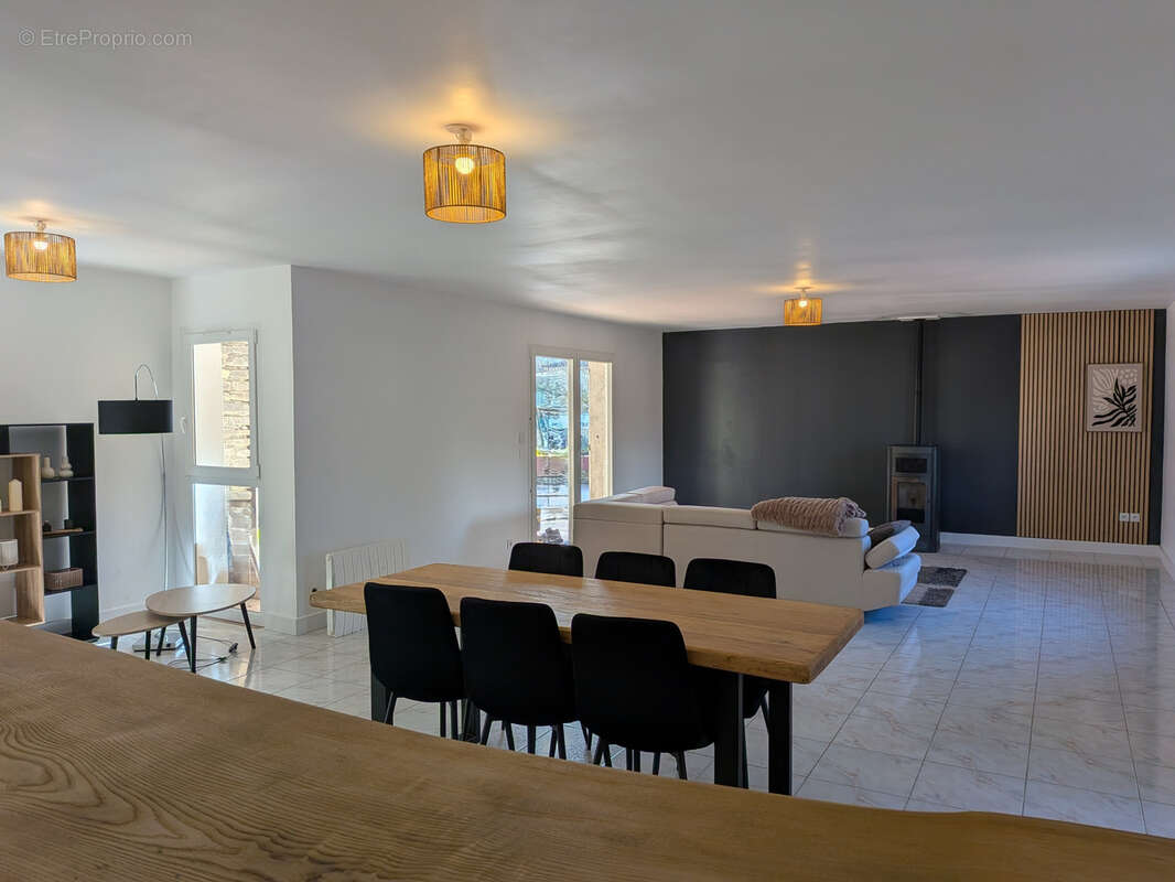 Appartement à SAINT-MARTIN-DE-LONDRES