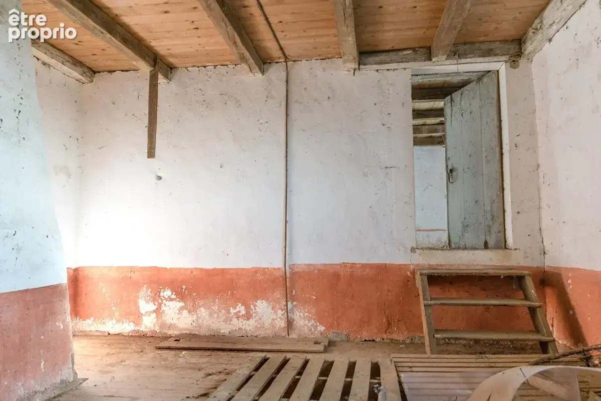 Maison  à rénover avec plus de 3 ha - photo 2