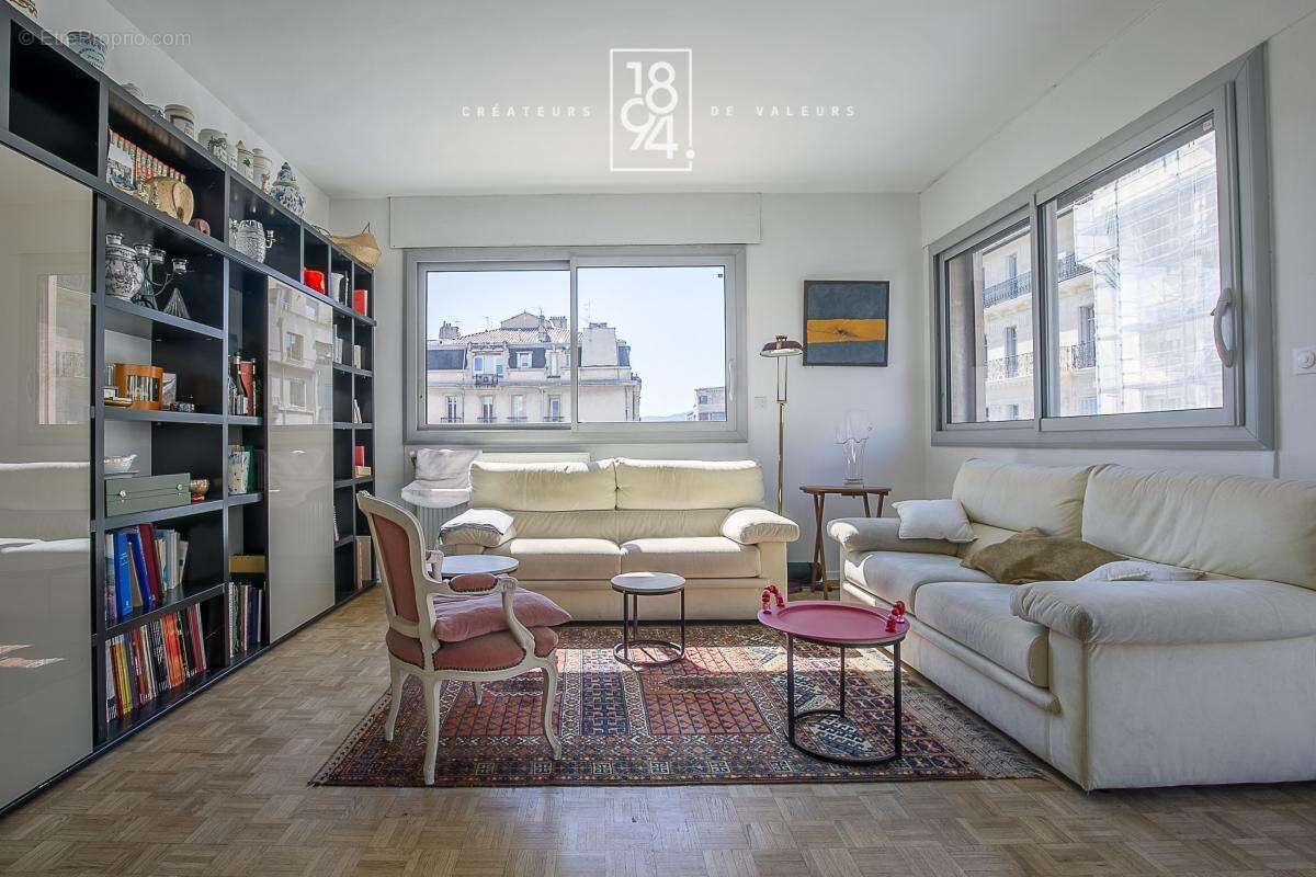 Appartement à MARSEILLE-8E