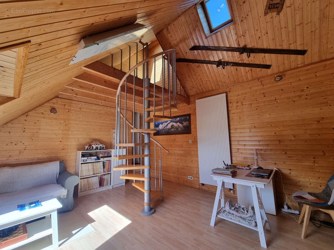 Maison à SAINT-ERBLON