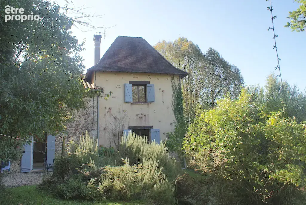 A VOIR. Belle maison en pierre de 4 chambres avec dépendances et vues sur terrain d'environ 2811m2 - photo 47