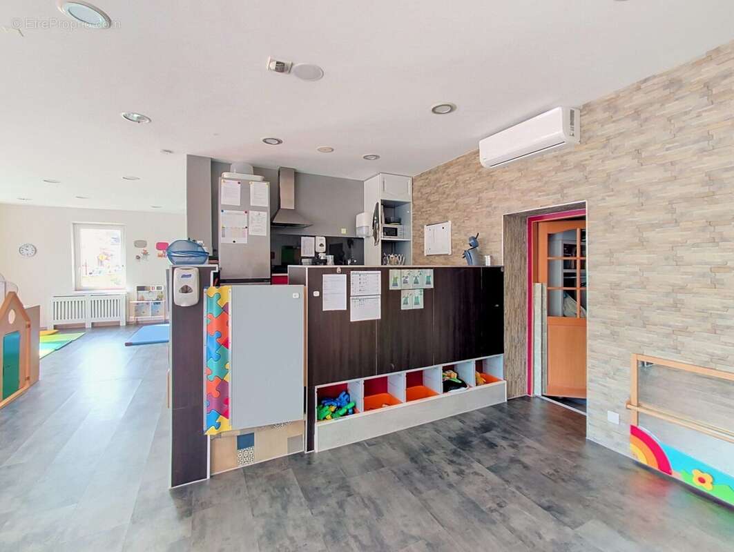 Commerce 166 m² à Holtzheim  - photo 6