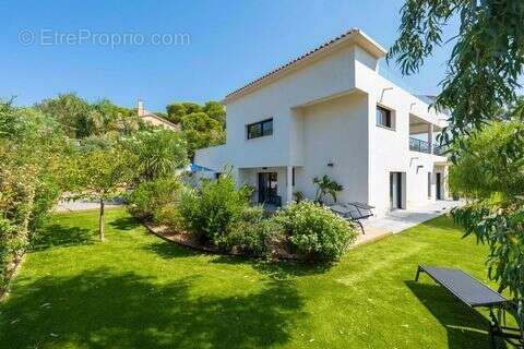 Maison à CARRY-LE-ROUET