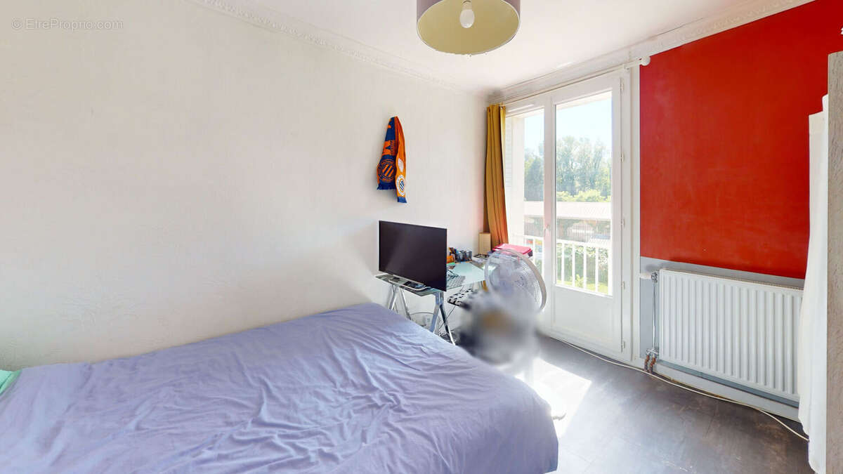 Appartement à SAINT-MARTIN-D'HERES