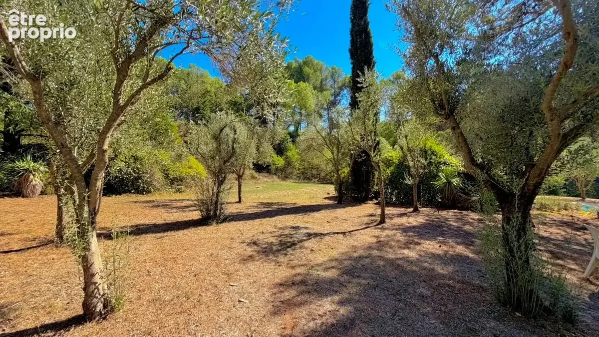 Bastide provencale route cezanne - photo 3