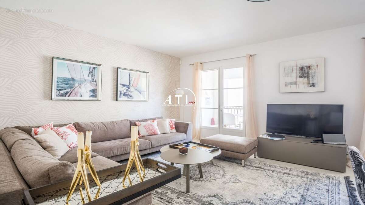 Appartement à SAINT-TROPEZ