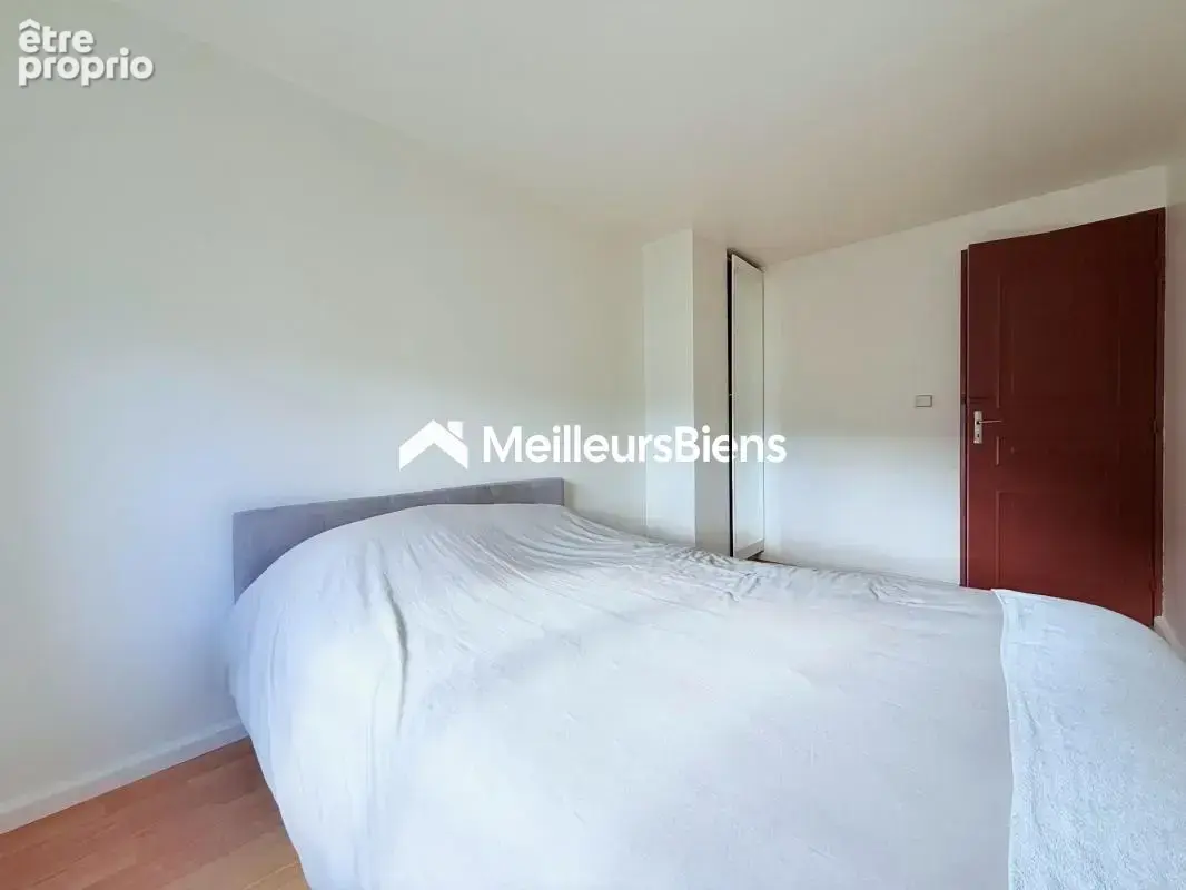 Maison 87 m² - 4 Chambres - jardin et garage - photo 7