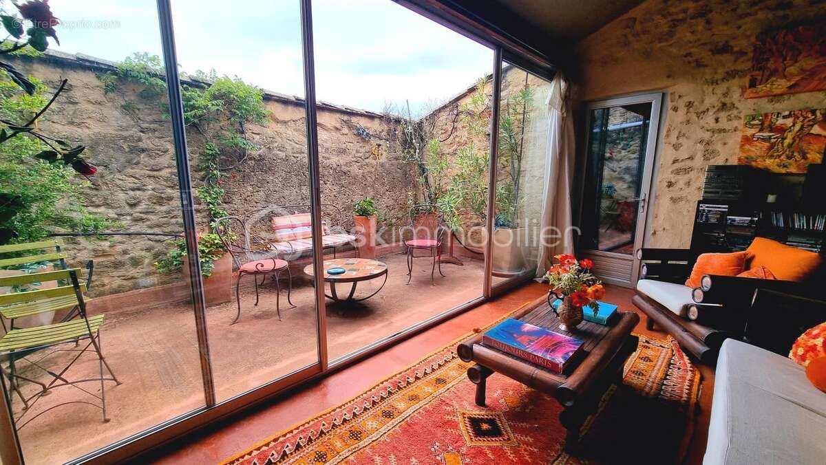 Maison à VERS-PONT-DU-GARD