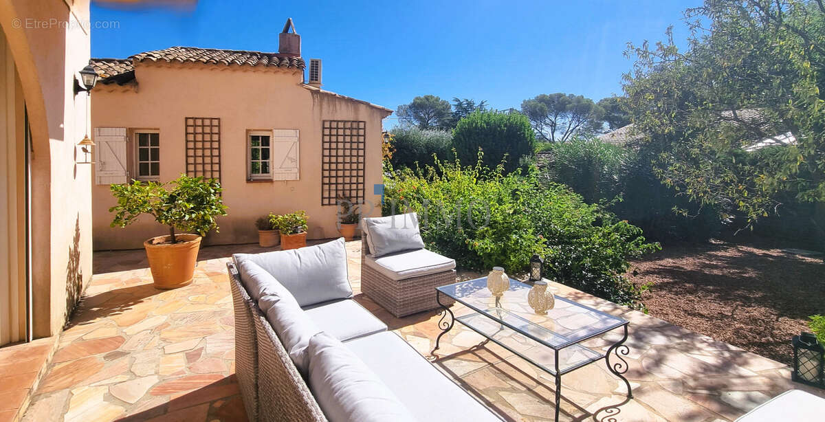 Maison à SAINT-RAPHAEL