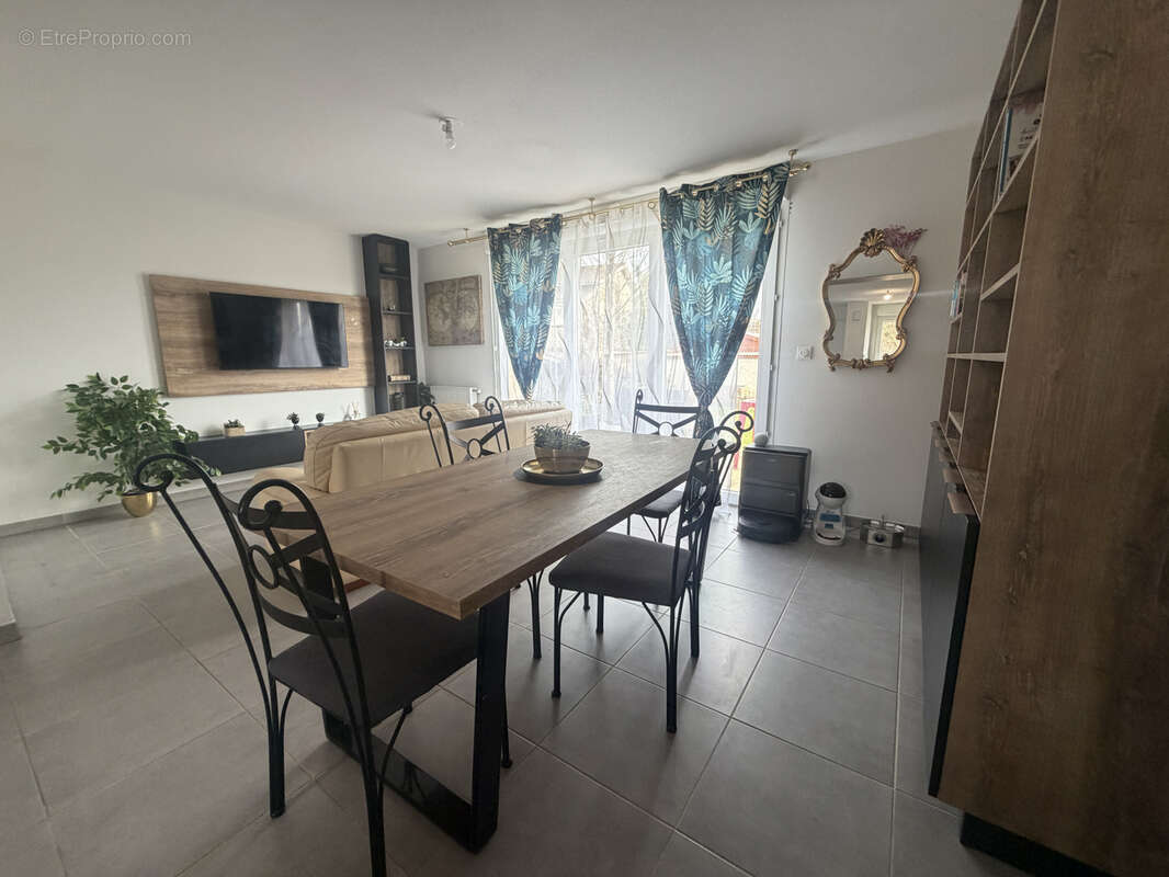 Maison à GRATENTOUR