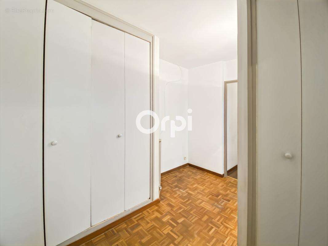 Appartement à MARSEILLE-9E