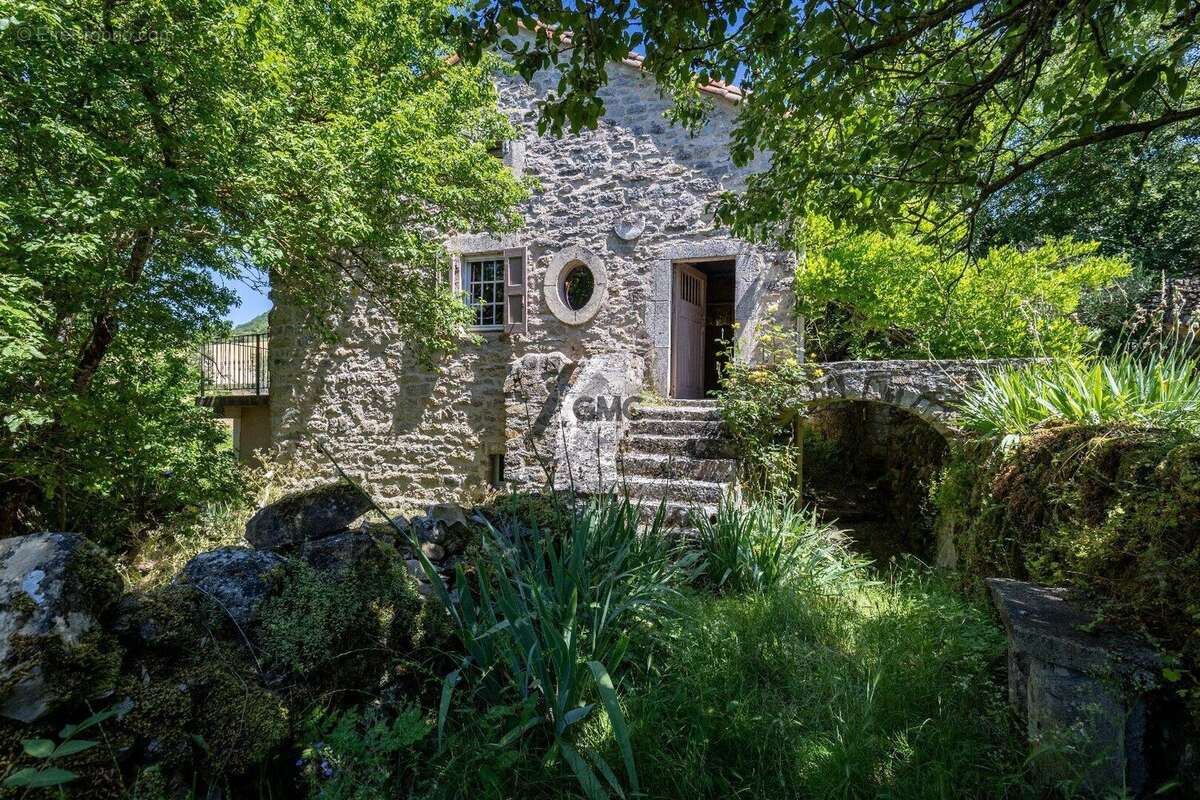 Maison 70 m² à Sainte-Eulalie-De-Cernon  - photo 5