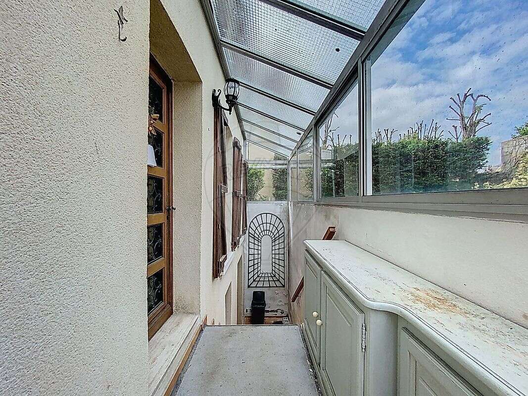 Maison à VILLENEUVE-SUR-YONNE