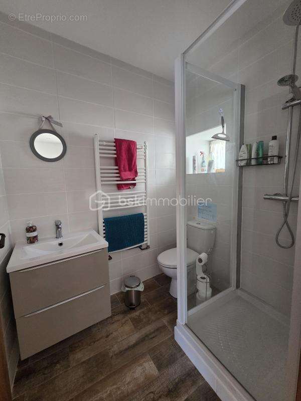 Coup de cœur – charme, elegance et potentiel, belle maison rénovée avec studio, piscine chauffée et 1 940 m² de terrain - photo 17
