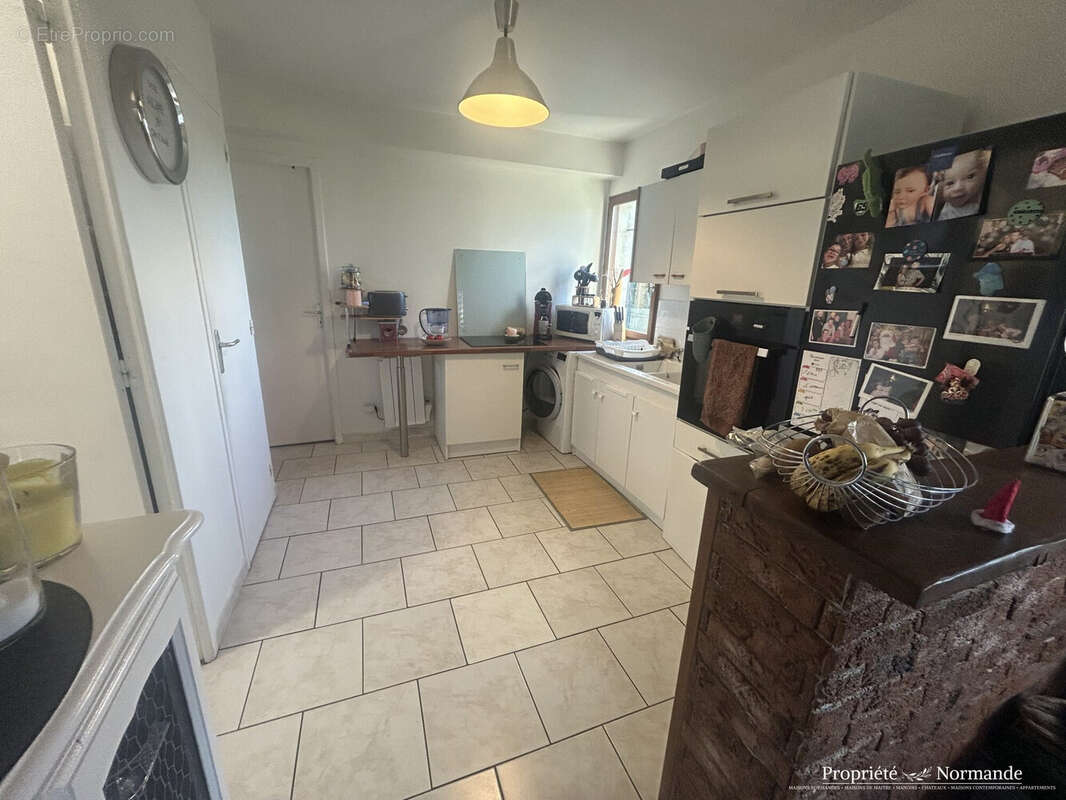 Maison à BOURG-ACHARD