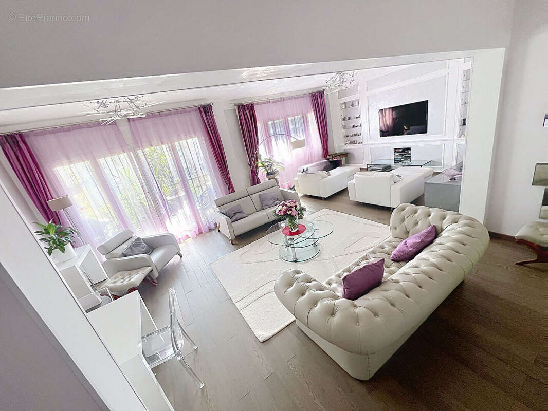 Appartement à MARSEILLE-8E