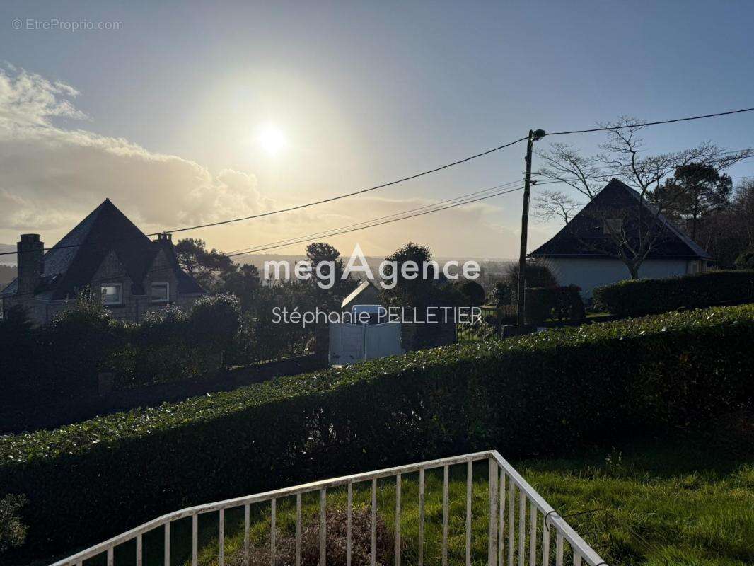 Maison vue mer avec vie de plain pied à Tréboul. Plage à pied - photo 14