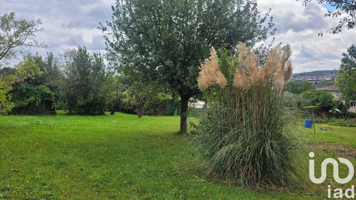 Photo 1 - Terrain à THORIGNY-SUR-MARNE