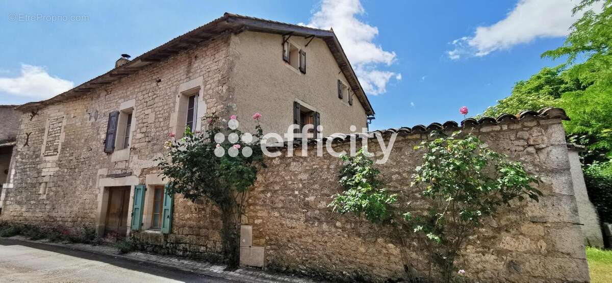 Maison à SOUEL