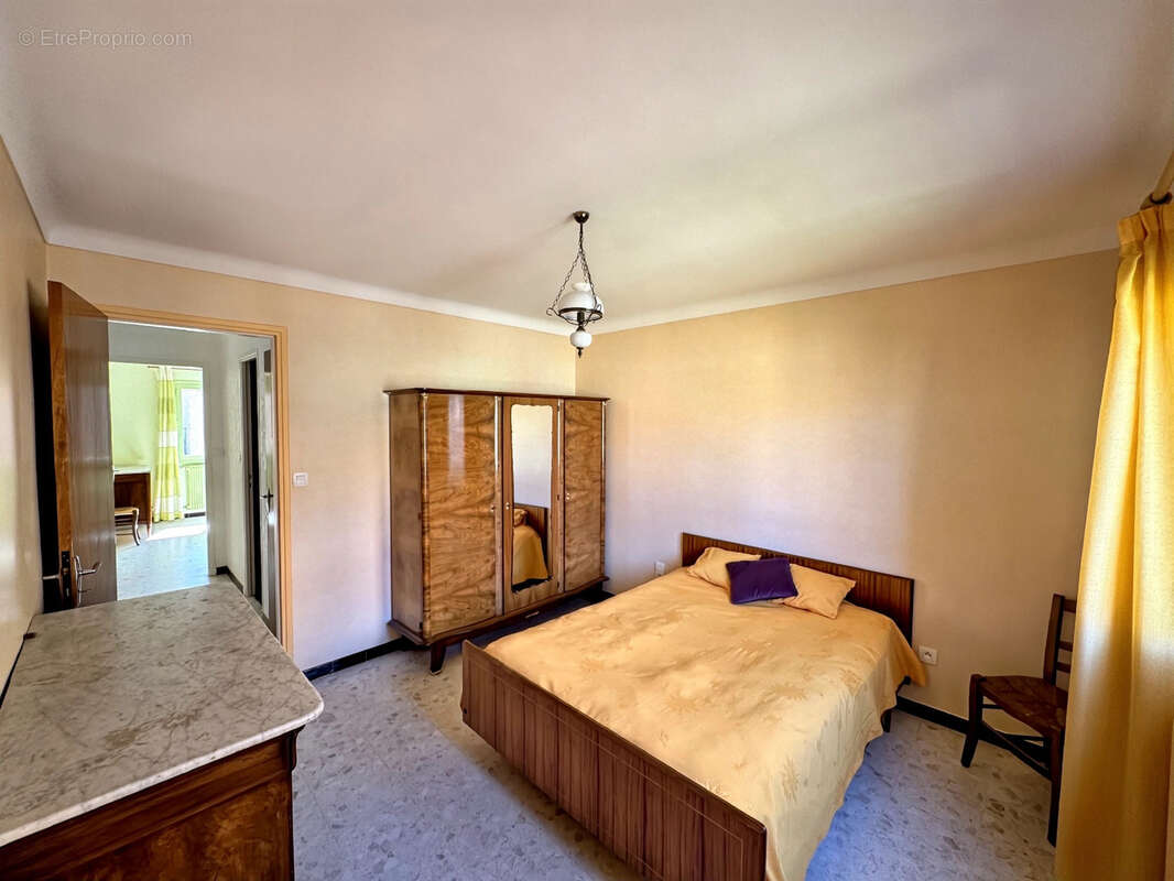 Maison à LA LONDE-LES-MAURES