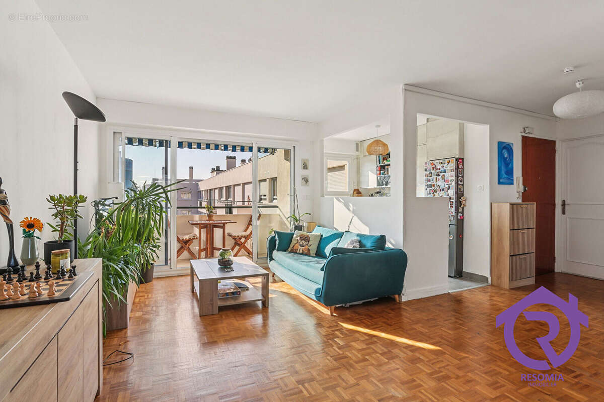 Appartement à CHATILLON