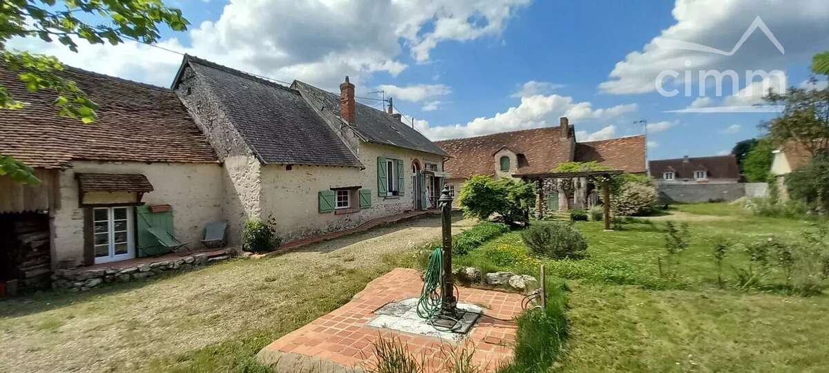 Maison à HUISSEAU-SUR-COSSON