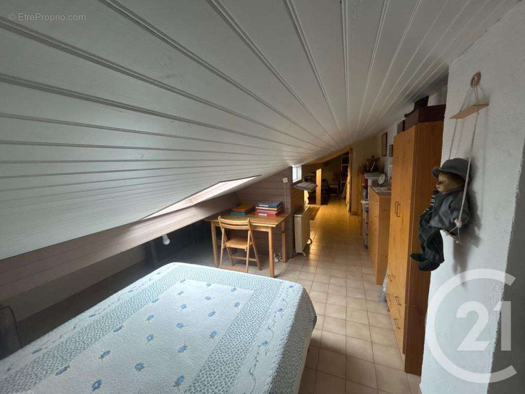 Maison à VILLENEUVE-LE-ROI