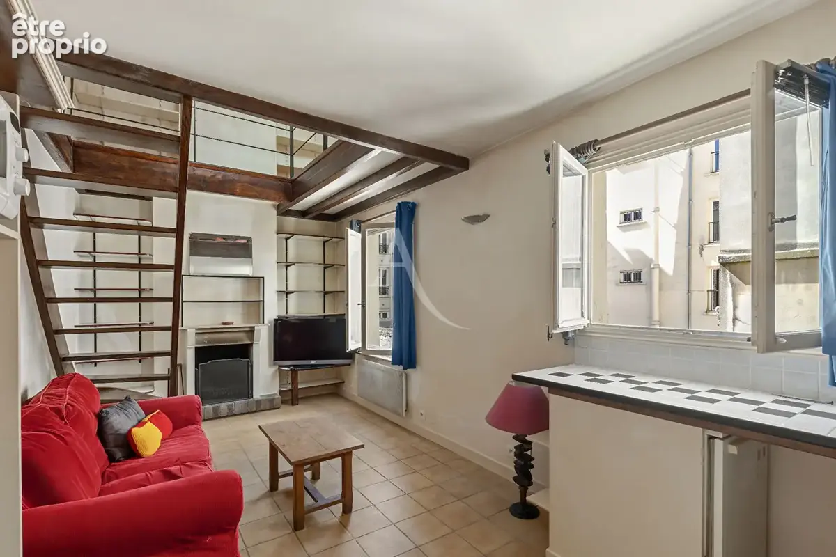 Appartement à PARIS-18E