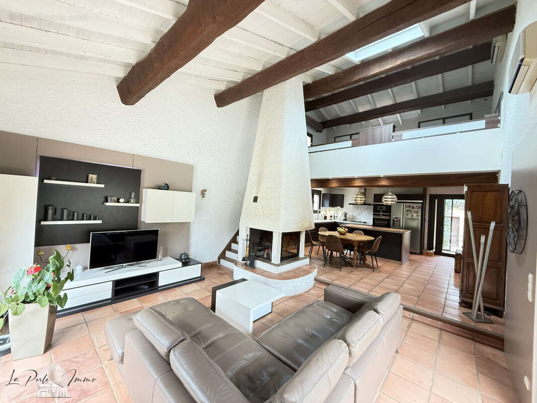 Villa de charme F5 avec piscine Jardins Saint-Jacques - photo 4