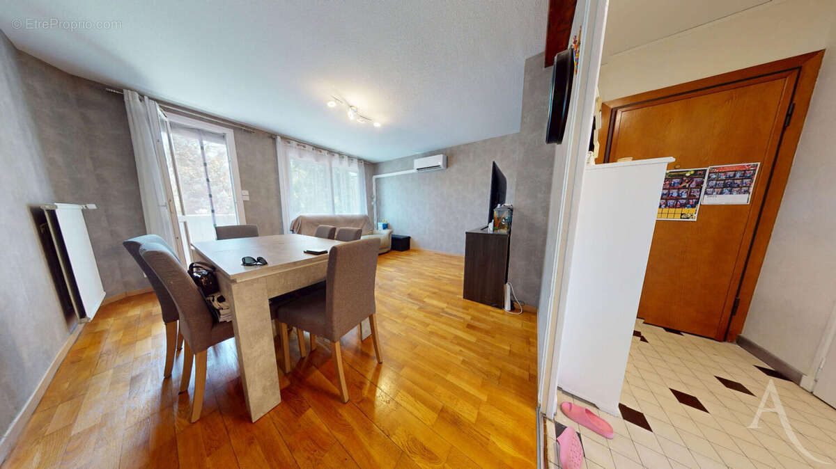 Appartement Saint Martin D Heres 4 pièce(s) 76.04 m2 - photo 5