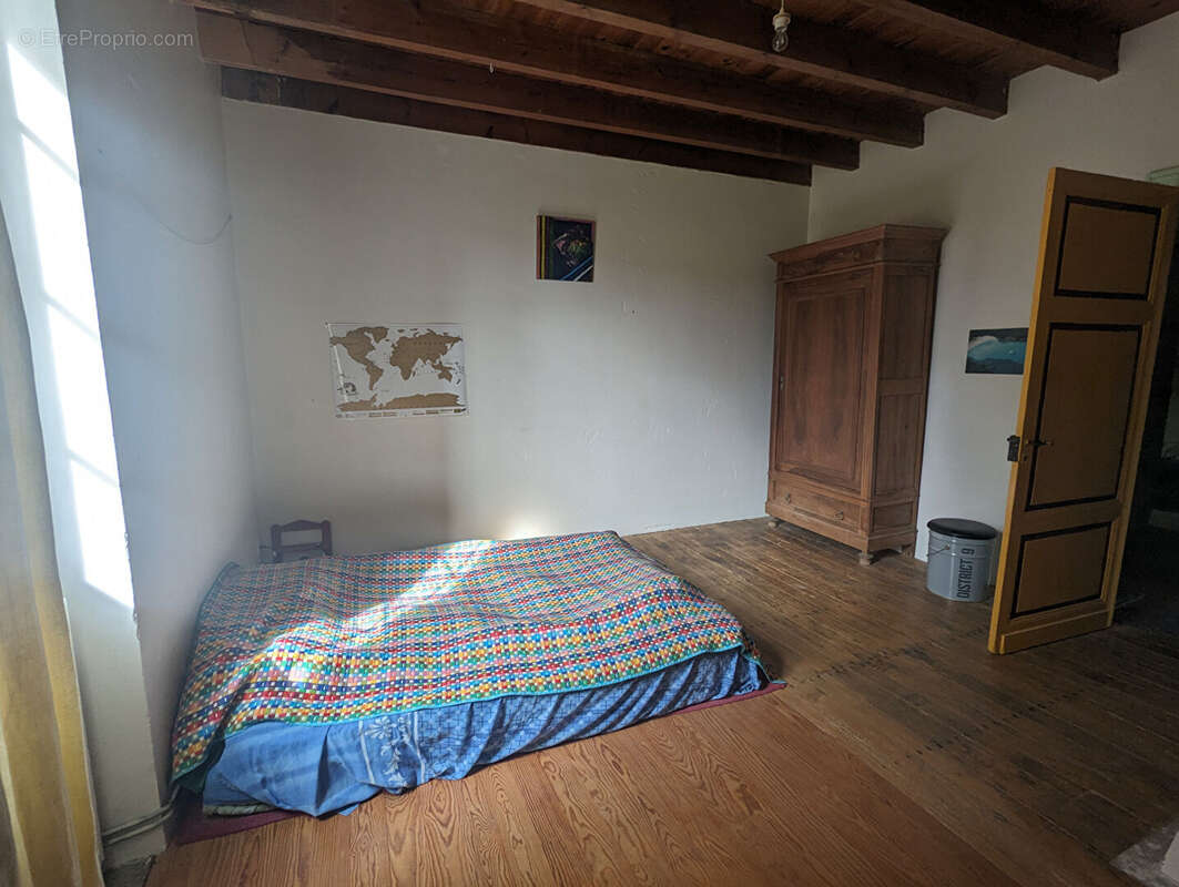Maison à BRASSAC