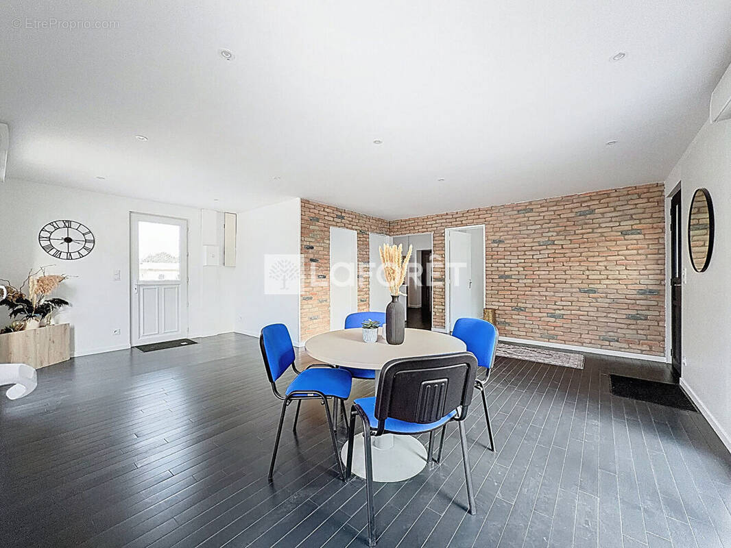 Maison à OUISTREHAM